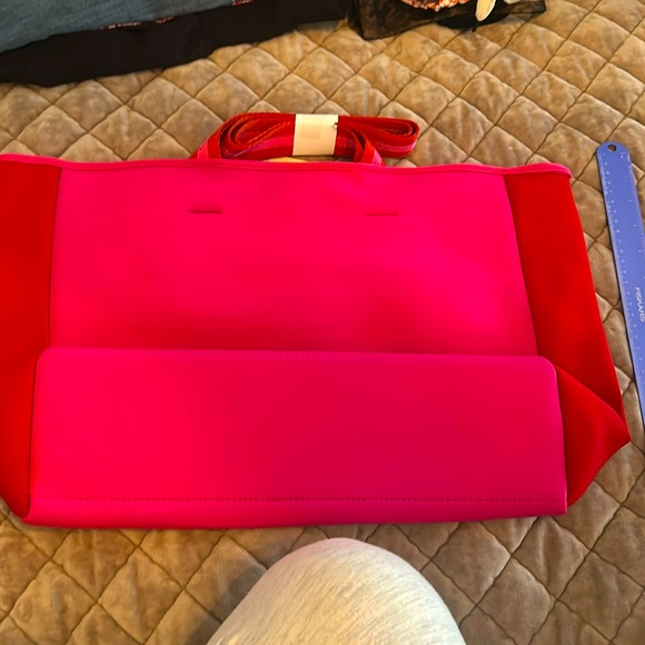 summersalt Handbags - Summersalt Neoprene Tote NWT Pink/Red